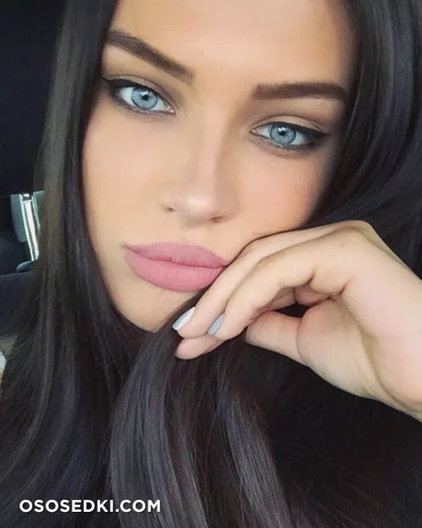 Dasha Dereviankina - 145