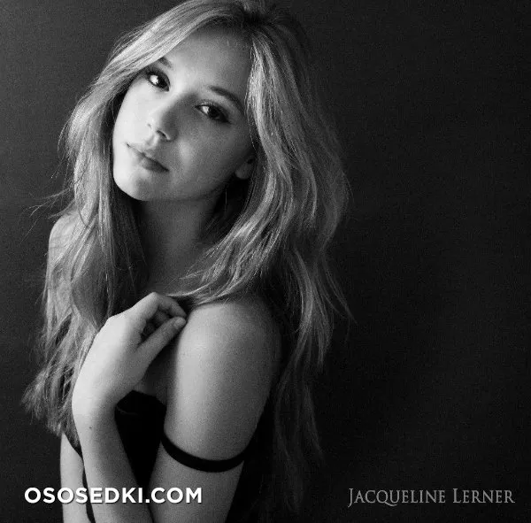Alexis Ren - 48