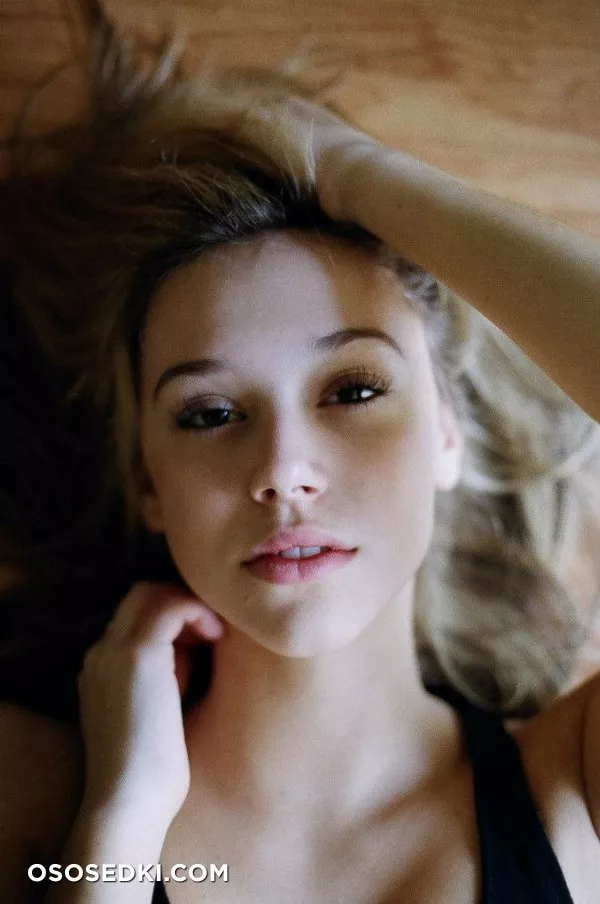 Alexis Ren - 57