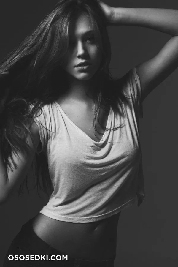 Alexis Ren - 164