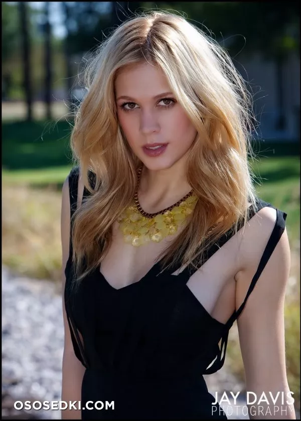 Lauren Elise - 172