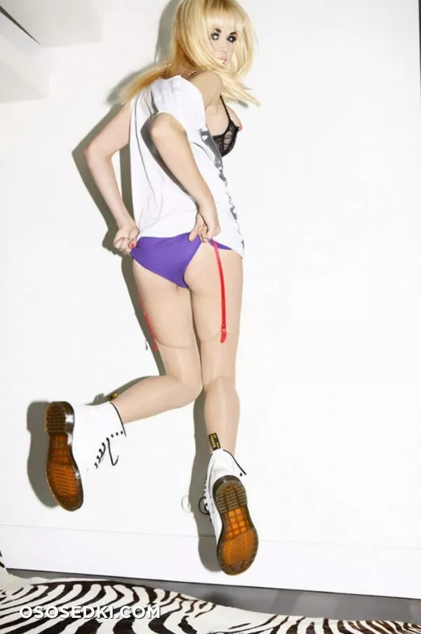 Danielle Sharp (Danielle Kristie Sharp) - 302
