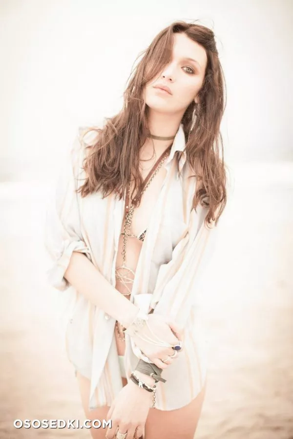 Bella Hadid - 459