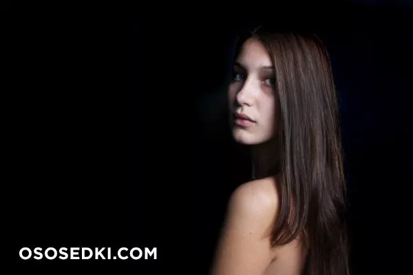 Bella Hadid - 464