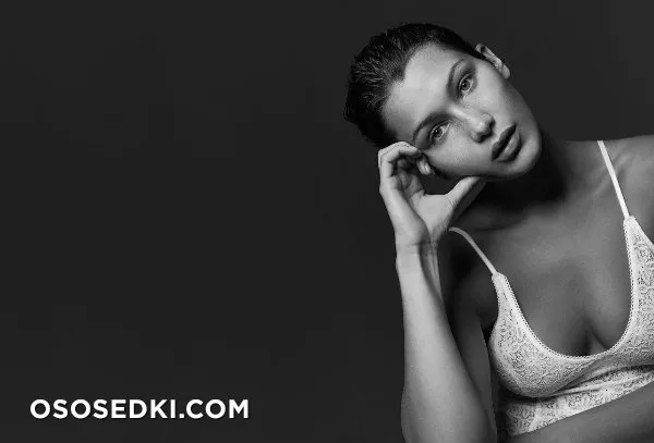Bella Hadid - 505