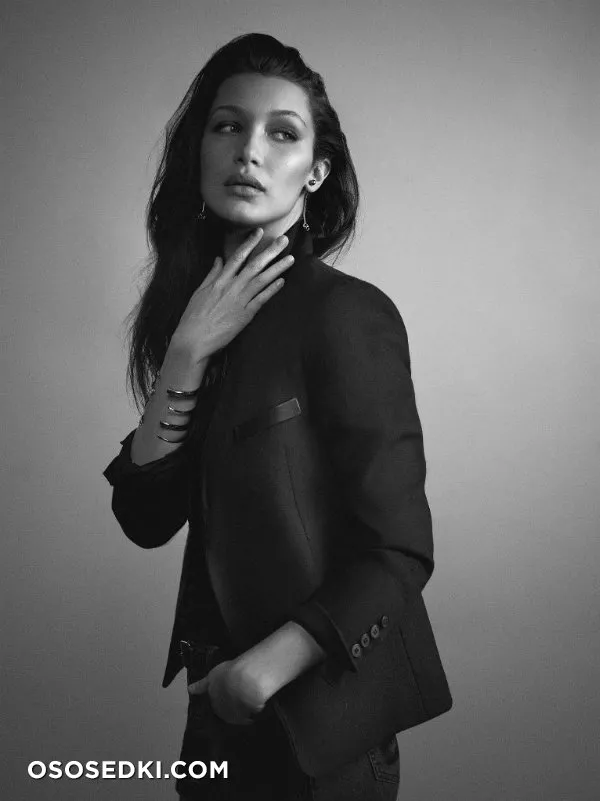 Bella Hadid - 561
