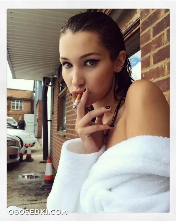Bella Hadid - 595
