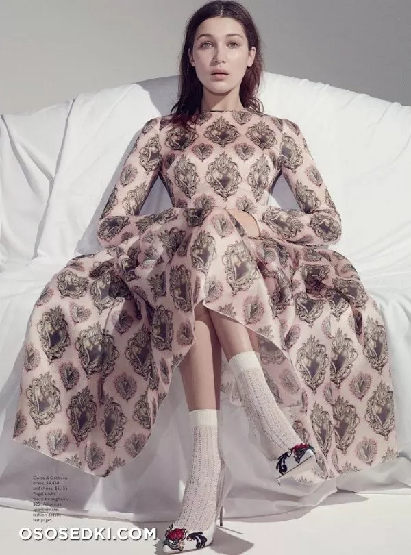 Bella Hadid - 654