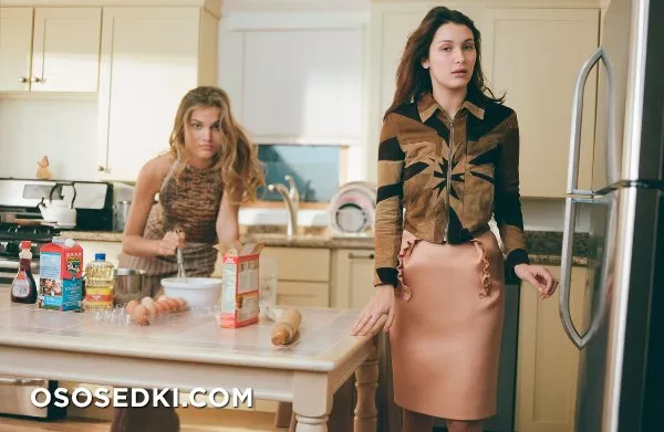 Bella Hadid - 698