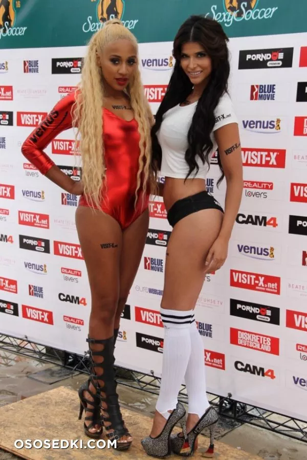 Micaela Schaefer - 306