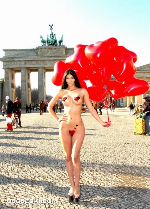 Micaela Schaefer - 401