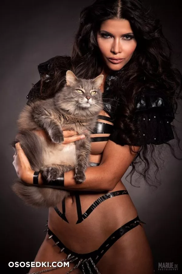 Micaela Schaefer - 442
