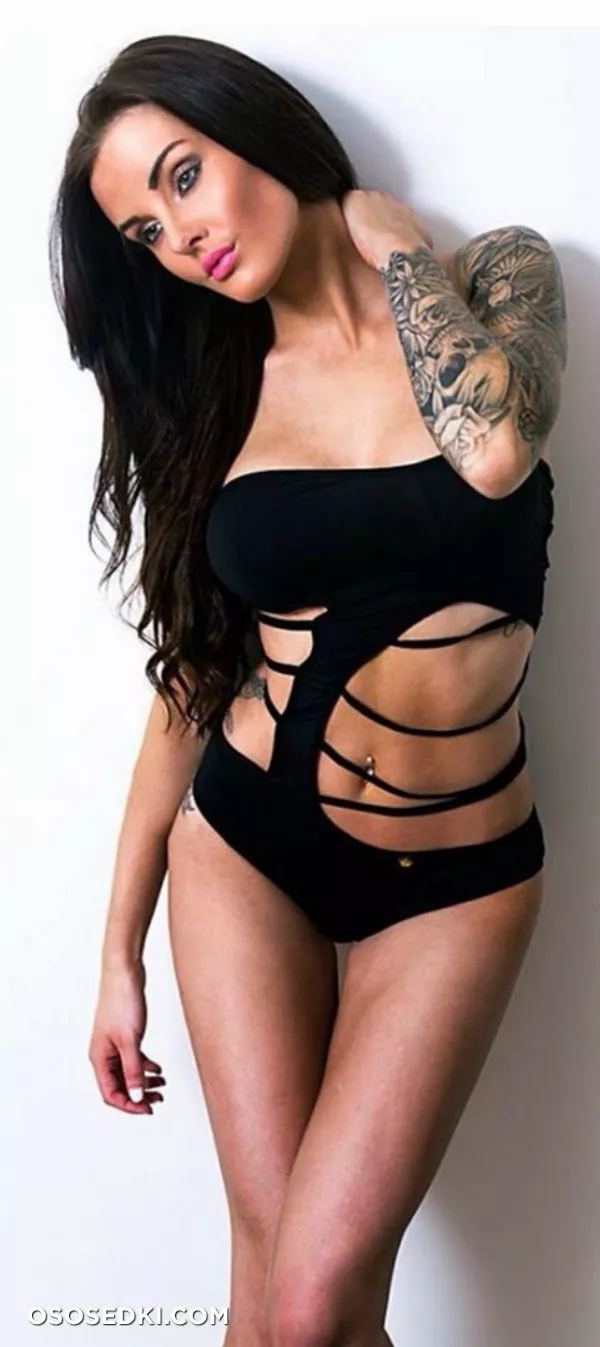 Lauren Houldsworth (TattRose) - 12