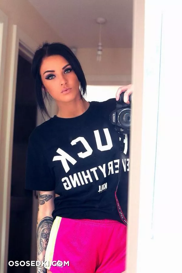 Lauren Houldsworth (TattRose) - 116