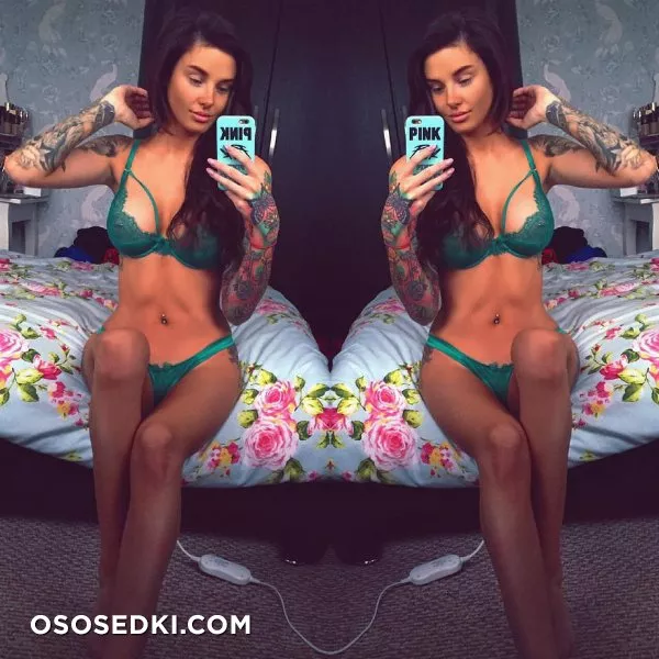 Lauren Houldsworth (TattRose) - 211