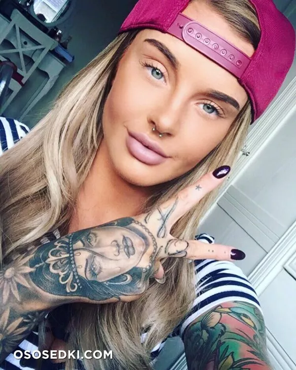 Lauren Houldsworth (TattRose) - 220