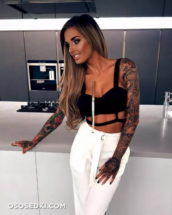 Lauren Houldsworth (TattRose) - 223