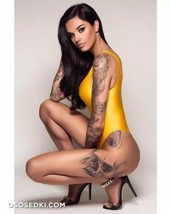 Lauren Houldsworth (TattRose) - 250