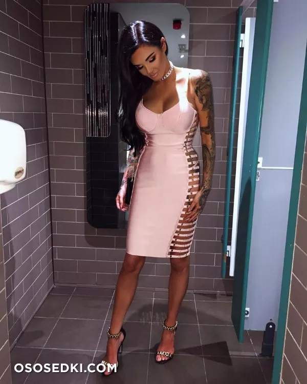 Lauren Houldsworth (TattRose) - 267