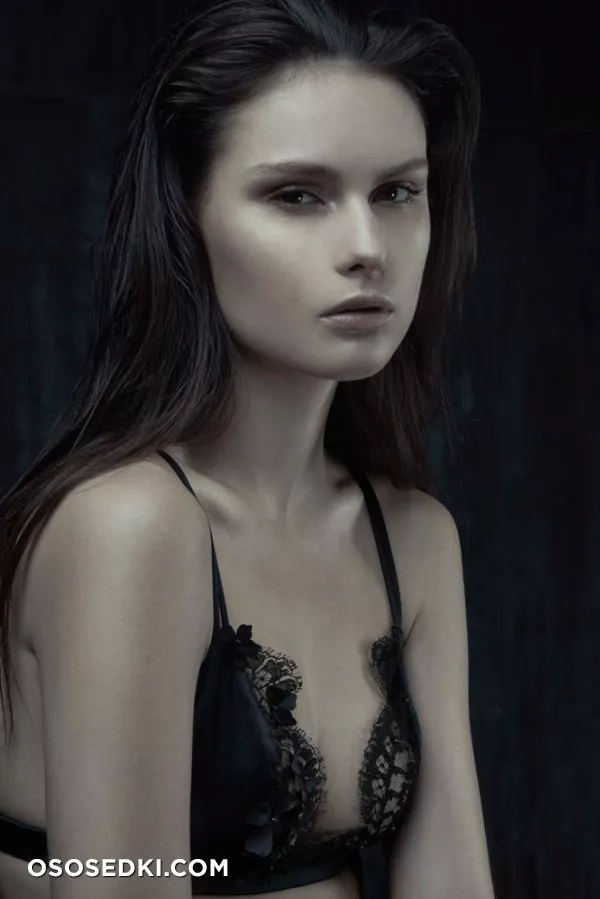 Pauline Moulettes - 36