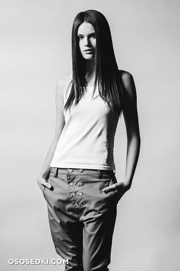 Pauline Moulettes - 51