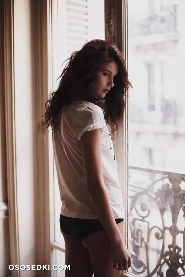 Pauline Moulettes - 64