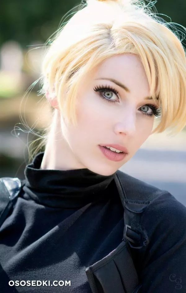 Megan Coffey - 305