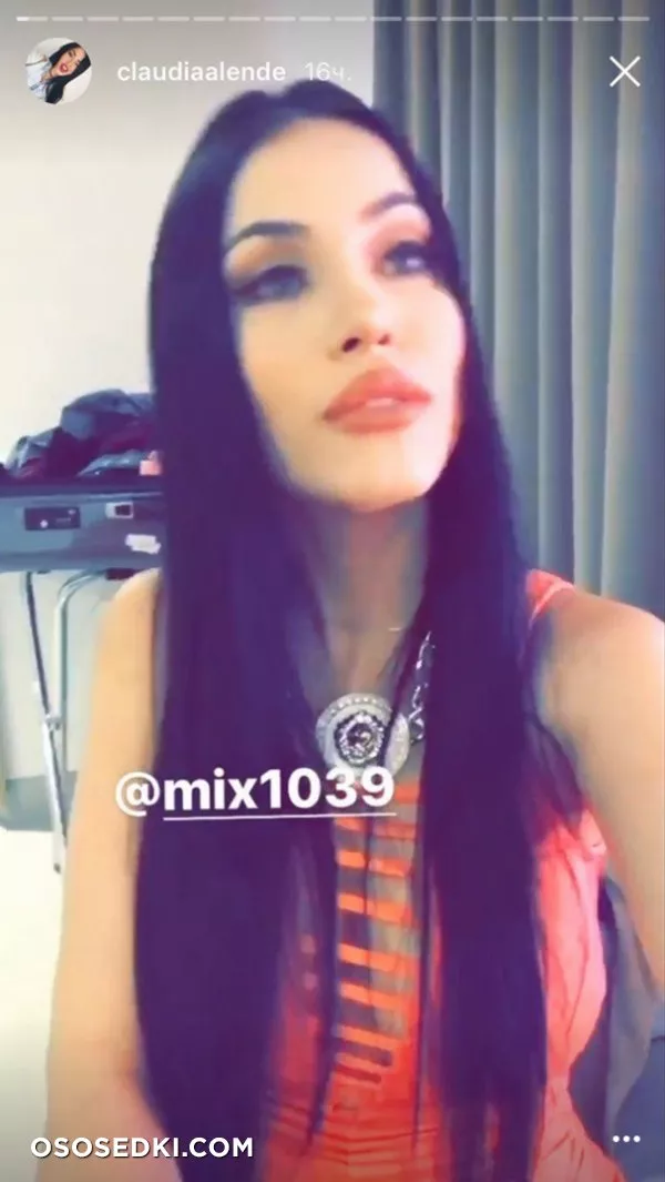 Claudia Alende - 84