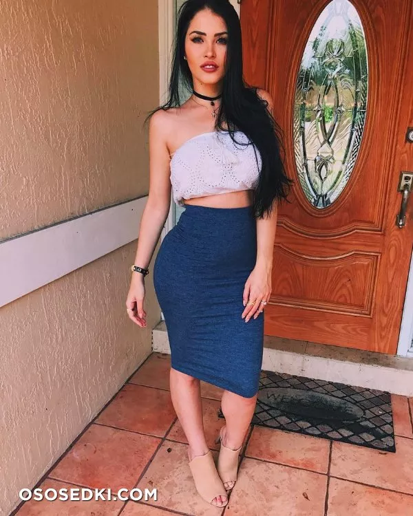 Claudia Alende - 136