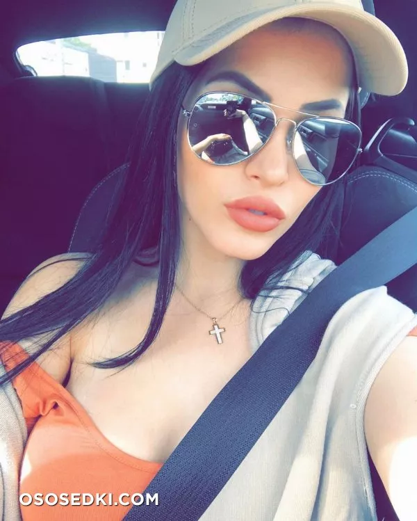 Claudia Alende - 141