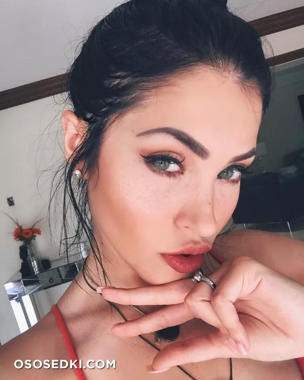 Claudia Alende - 153