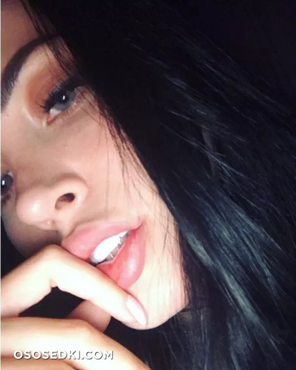 Claudia Alende - 213
