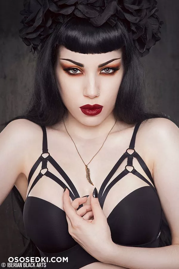 Morgana / Threnody in Velvet - 33