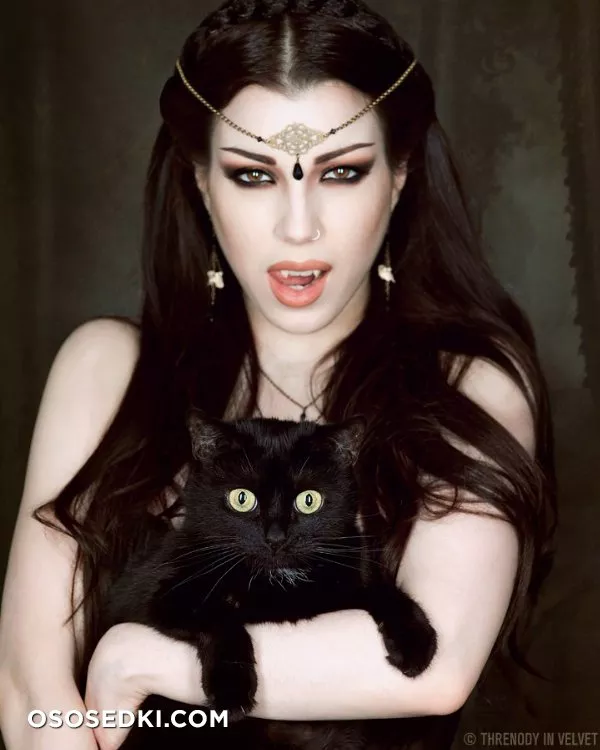 Morgana / Threnody in Velvet - 370