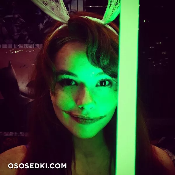 Sabrina Lynn - 32