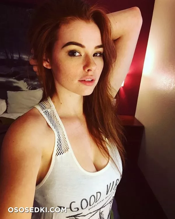 Sabrina Lynn - 86