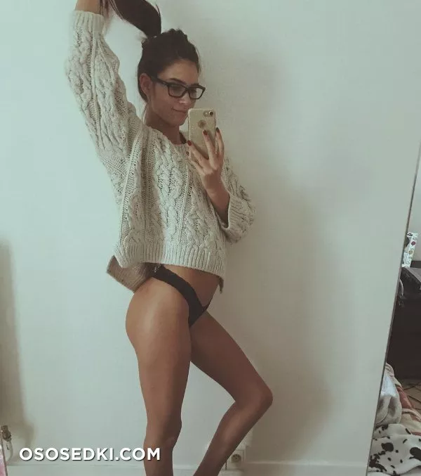 Angela Rei - 608