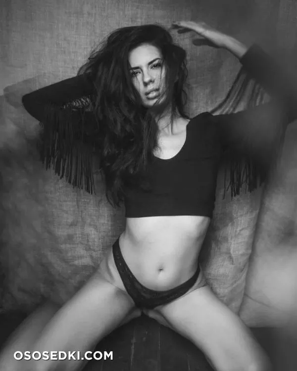 Elodie HBJ - 147