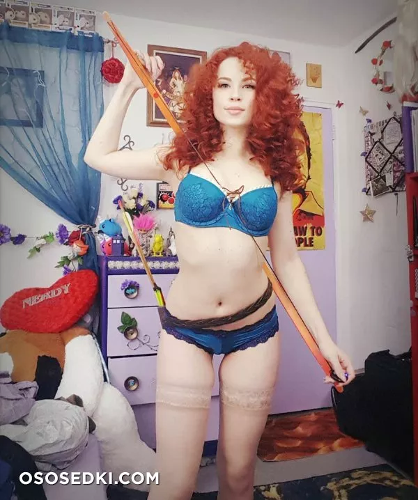 Clara Cosmia - 813