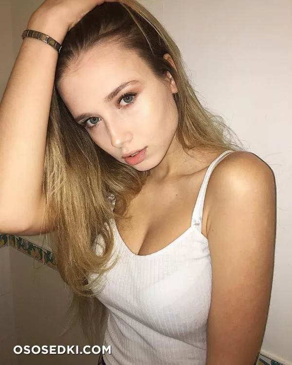 Polina Malinovskaya - 87