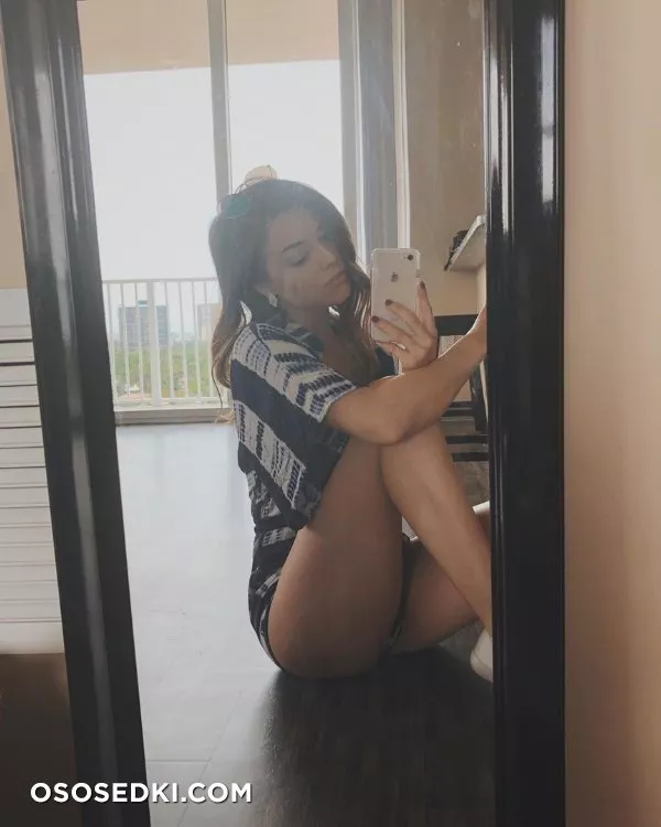 Lauren Summer - 54