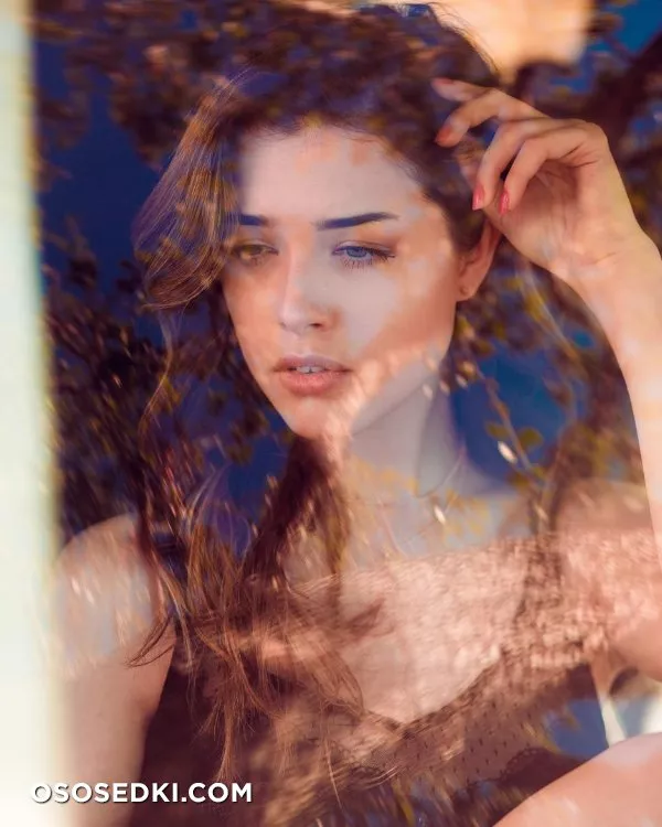 Lauren Summer - 113