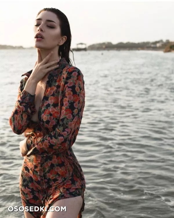 Lauren Summer - 210