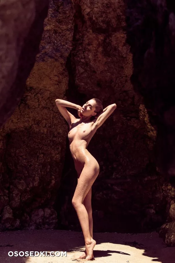 Rebecca Bagnol - 22
