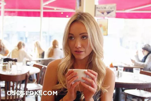 Katrina Bowden - 14