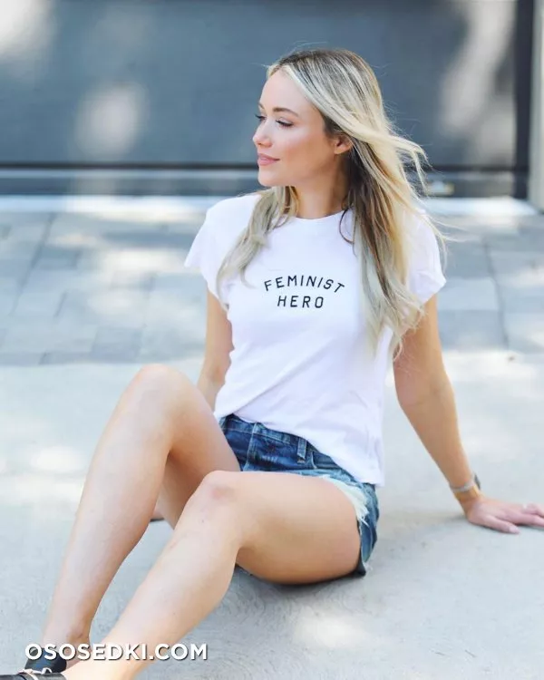 Katrina Bowden - 537