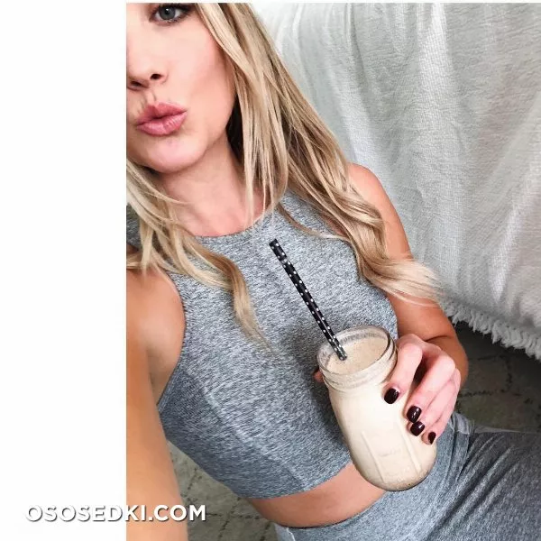 Katrina Bowden - 559
