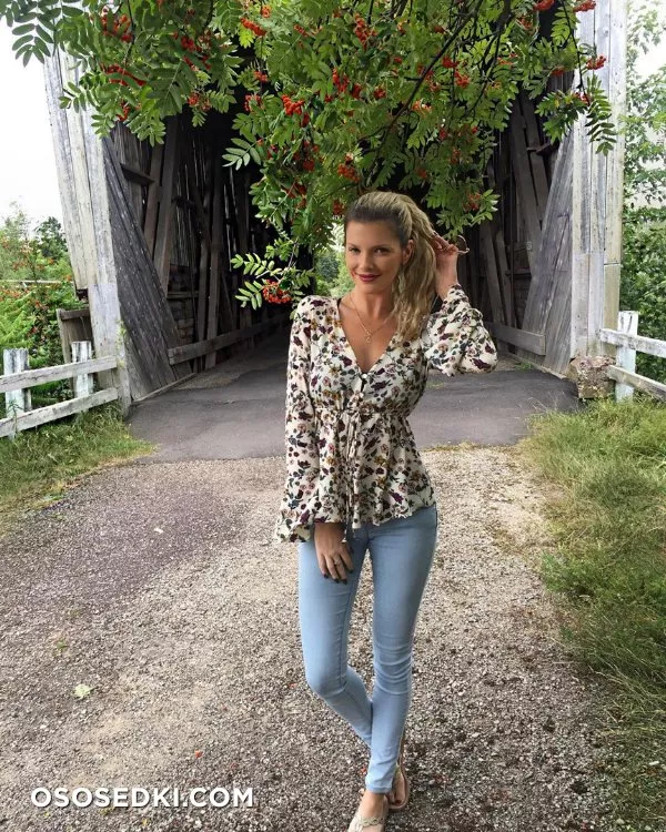 Stephanie Branton - 570
