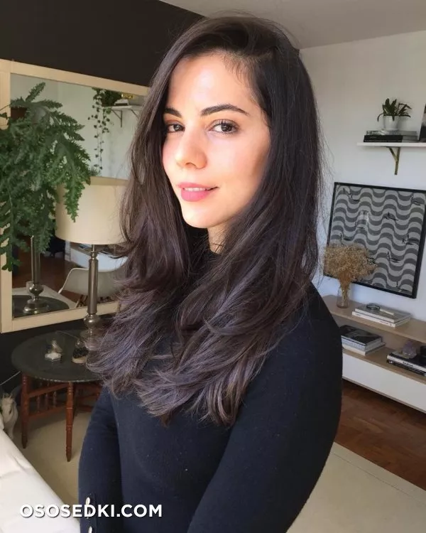 Michelle Costa - 133