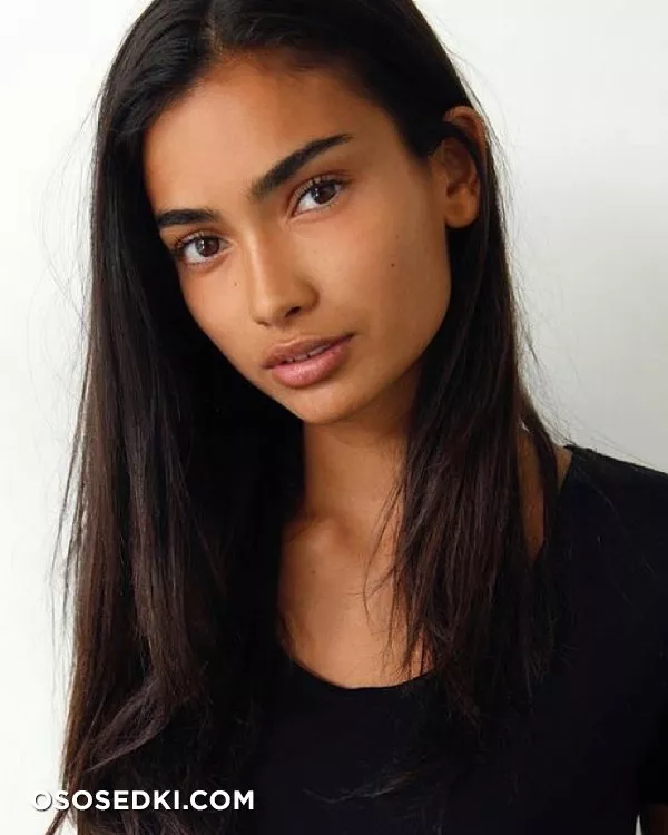 Kelly Gale - 80
